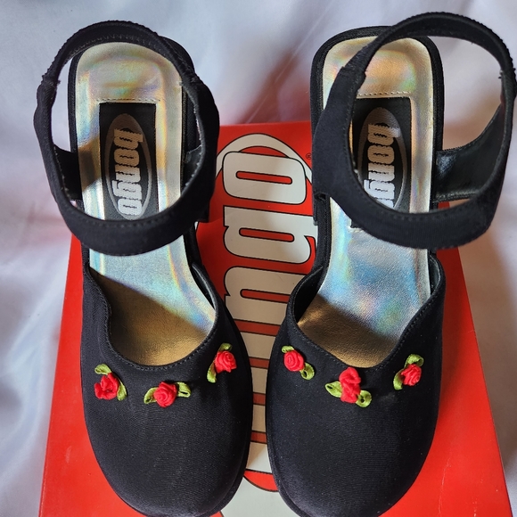 Vintage Bongo Sonya Women's 5.5M Platform Mary Jane Sandals Heels Roses 90's Y2K - Picture 5 of 9